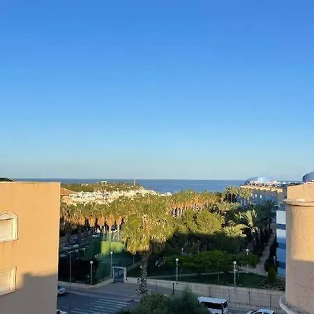 アパート Pura Vida With Seaview, 500m From Beach, Cabo Roig カンポアモル